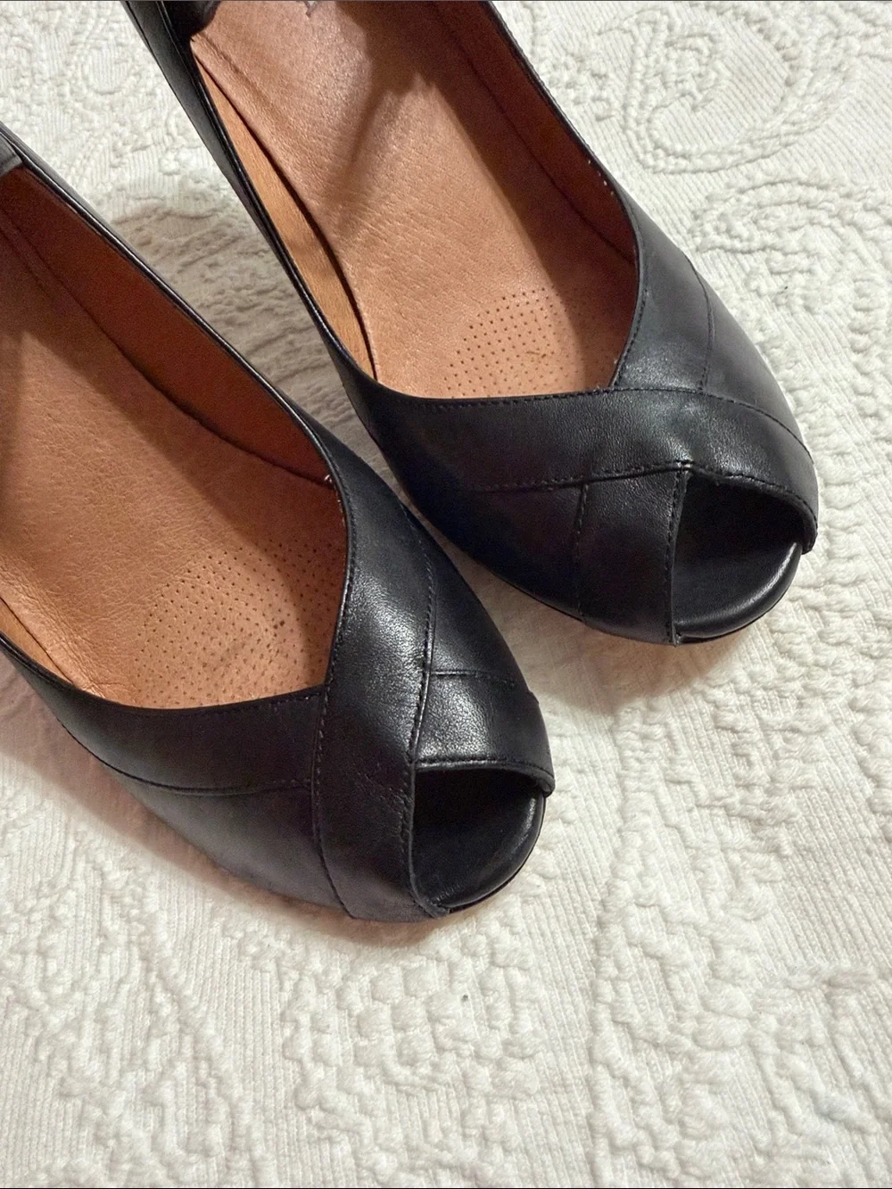 Ciao Bella Size 10 Black Peep-Toe Mary Jane High Heels